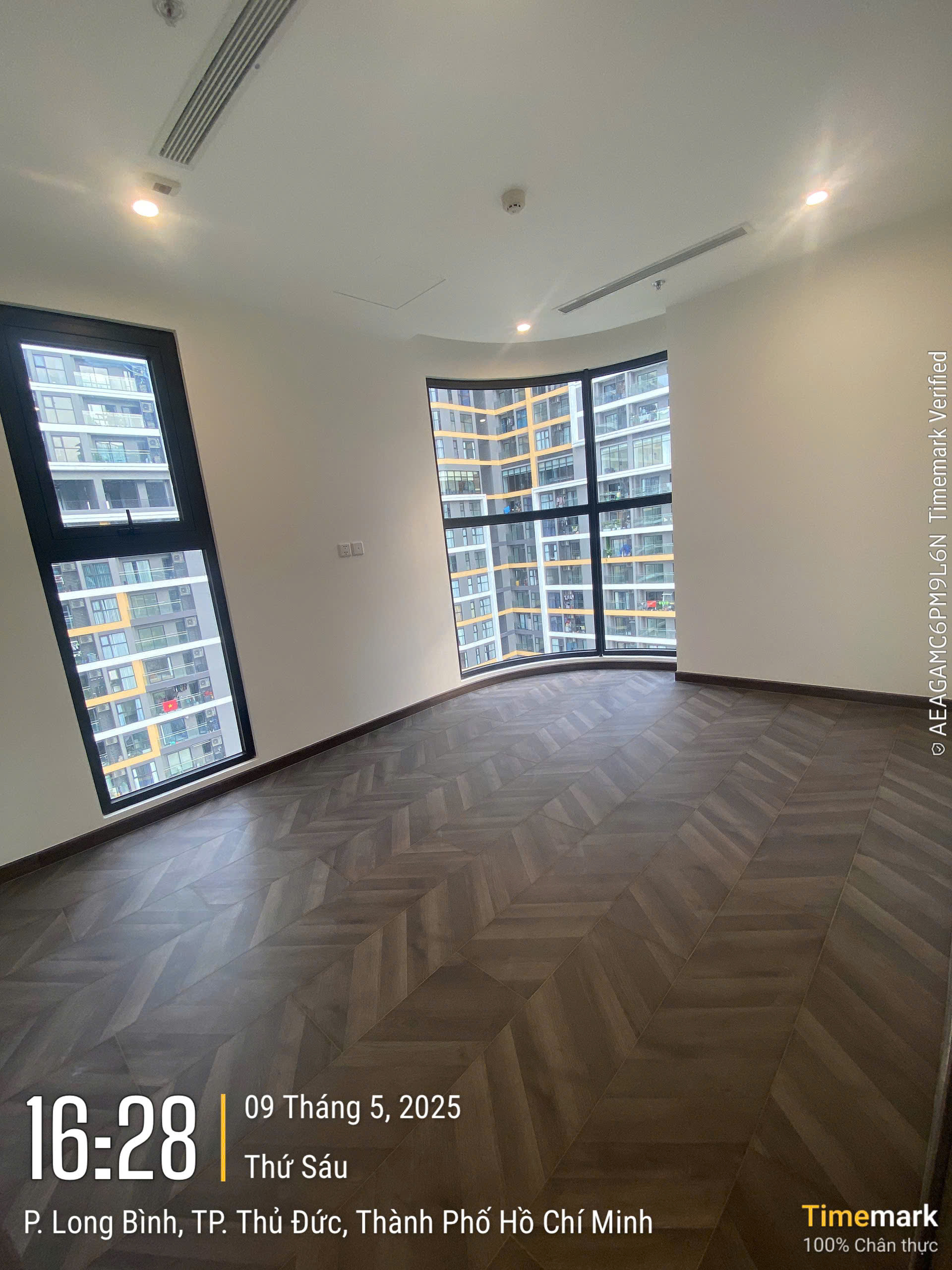 Bán gấp căn góc 2PN BE, view nội khu hồ bơi, tầng trung vừa đẹp, giá cực tốt chỉ 4tỷ8 bao cả sổ - Ảnh 4
