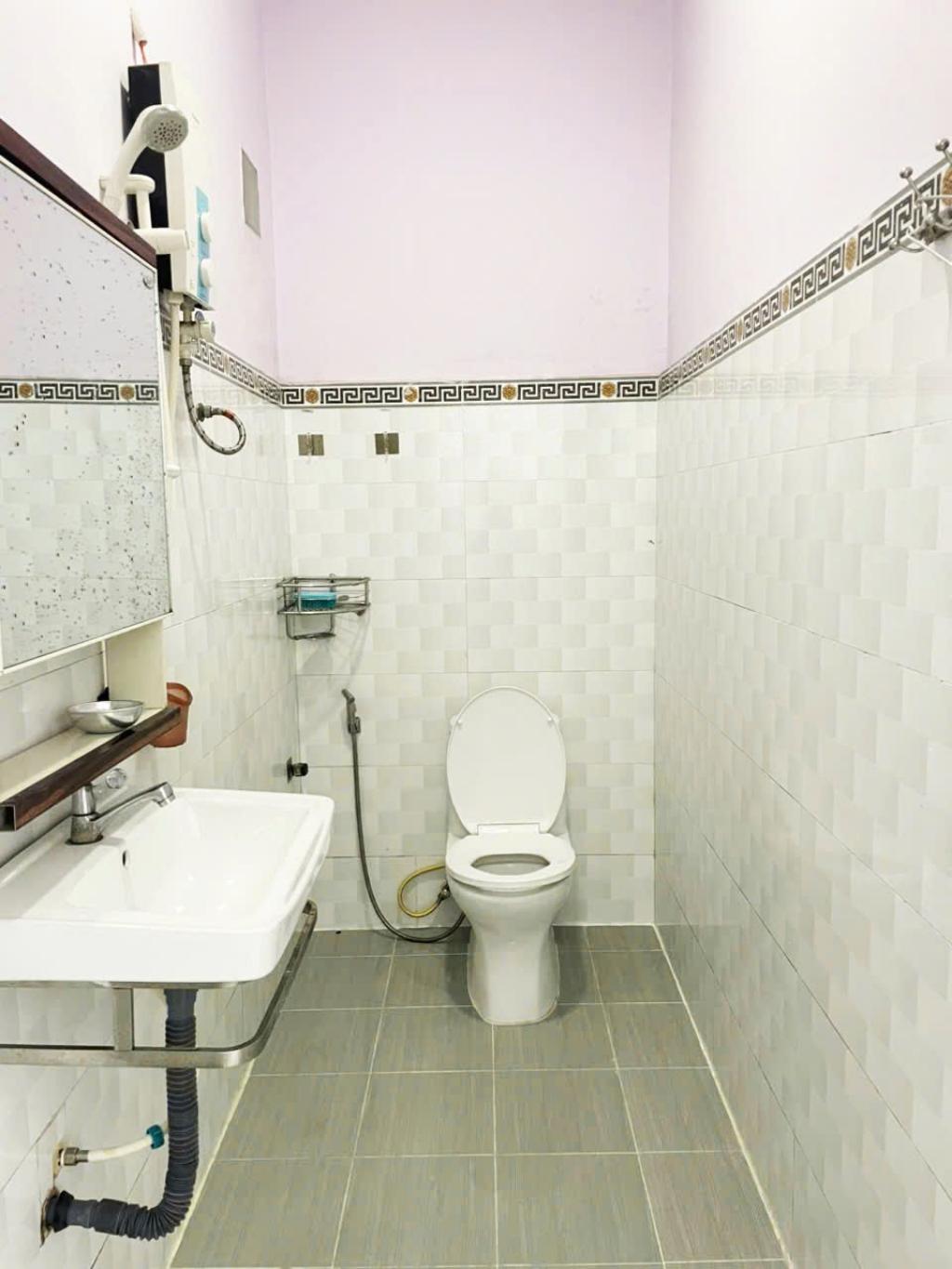 BÁN NHÀ ngang 5m, P. Rạch Ông- Quận 8, 4 tầng BTCT - hẻm xe tải -, hẻm 109 Dương Bá Trạc - nhỉnh 11 - Ảnh 1
