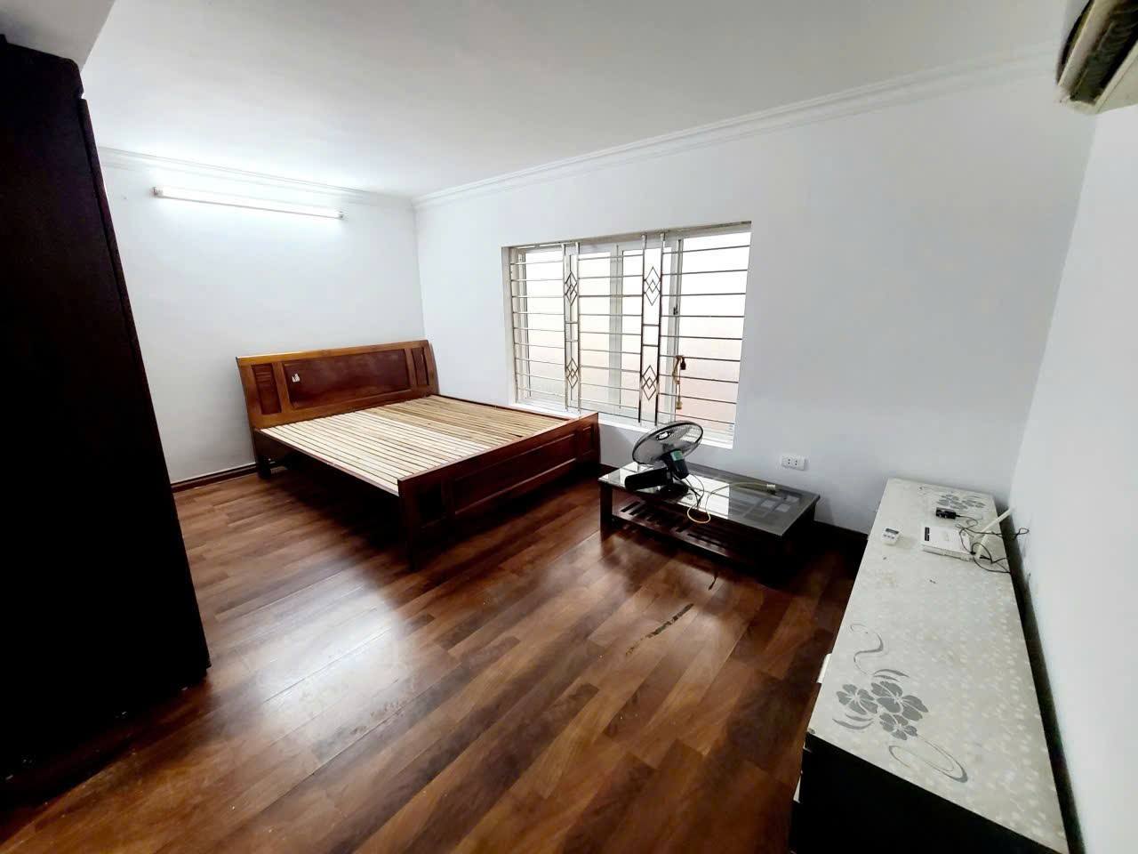 Cho thuê  nhà nguyên căn ngõ 305 Bạch Mai, Hai Bà Trưng 30m x 3T, MT 5.5m, ở và KD - Ảnh 2