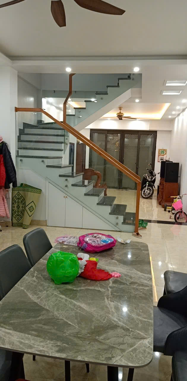 Bán liền kề dự án Việt Phát - Vĩnh Niệm, 77m 4 tầng, Giá 7.3 tỉ - Ảnh 2