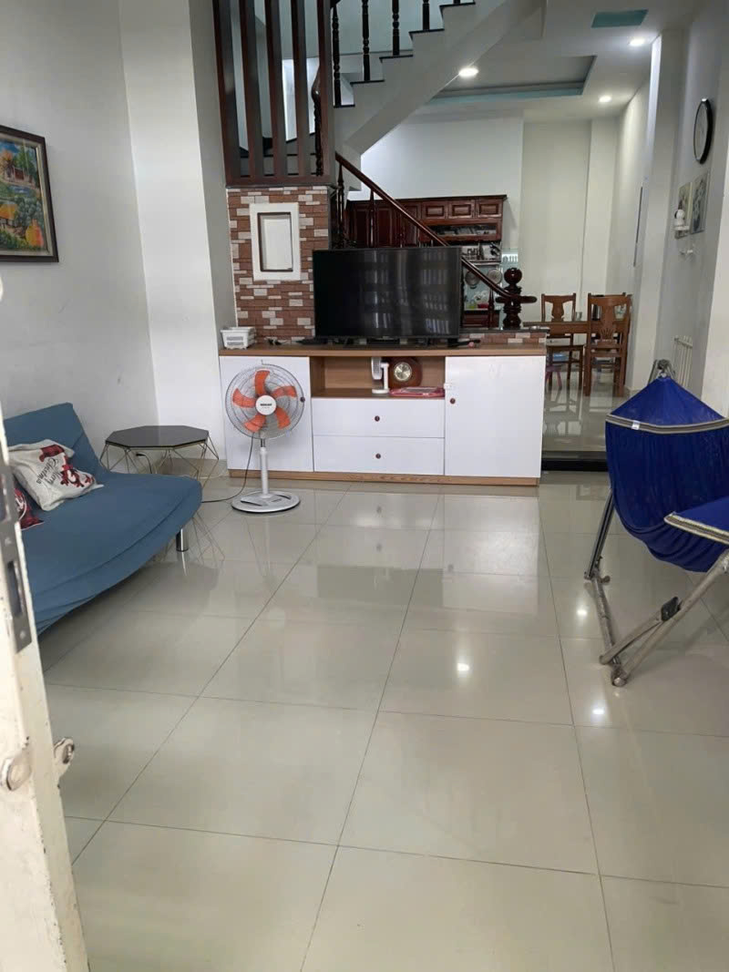 Bán nhà 3 tầng, 54m², 3PN, 3WC, Nguyễn Duy Trinh, Q.9 - 4.3 tỷ - Ảnh chính