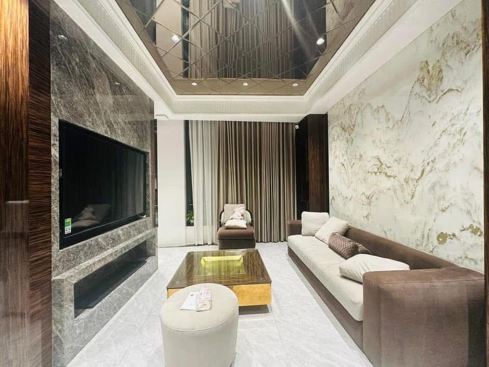 CỰC HIẾM-Bán nhà Mặt Phố Yên Hòa 50m2/7T Thang máy, MT siêu rộng 7m 27 Tỷ - Ảnh chính