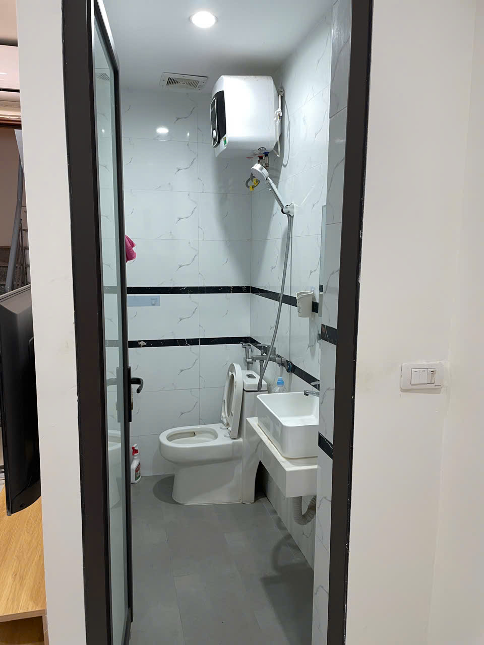 Chính chủ cho thuê ccmn Đống đa ban công thoáng đẹp - Ảnh 3