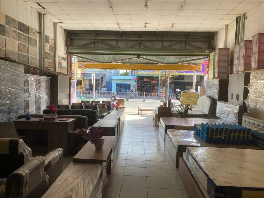 CẦN BÁN GẤP NHÀ MẶT TIỀN TÔ KÝ – HÓC MÔN  NGANG KHỦNG 8M, DÀI 50M - Ảnh 1