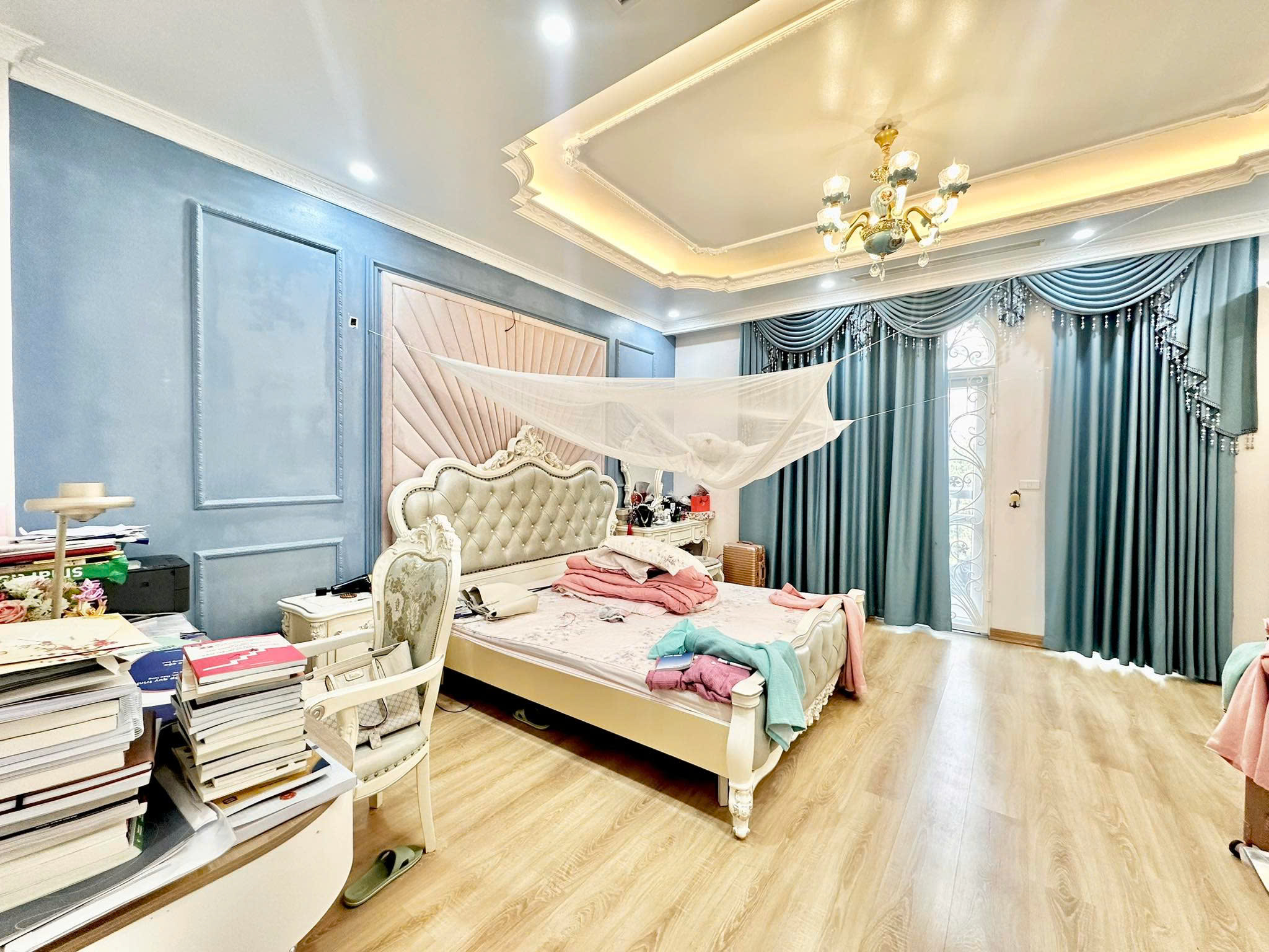 BÁN BIỆT THỰ VƯỜN ĐÀO - 281M² x 5 TẦNG - VIEW VƯỜN HOA - THANG MÁY - NỘI THẤT XỊN - GIÁ 129 TỶ - Ảnh 2
