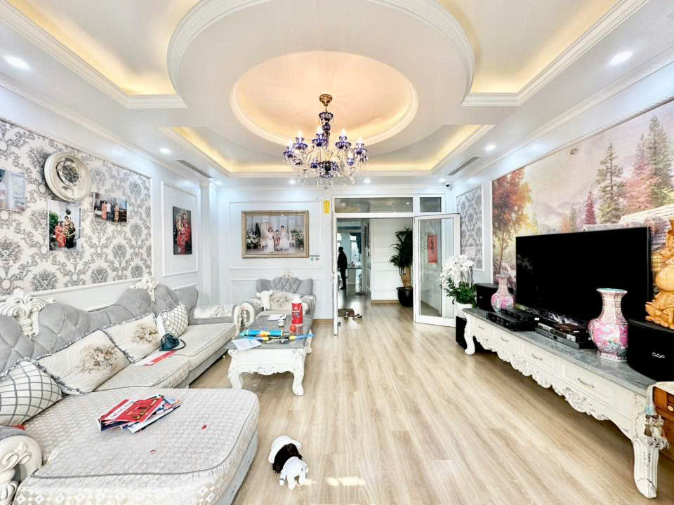 BÁN BIỆT THỰ VƯỜN ĐÀO - 281M² x 5 TẦNG - VIEW VƯỜN HOA - THANG MÁY - NỘI THẤT XỊN - GIÁ 129 TỶ - Ảnh chính