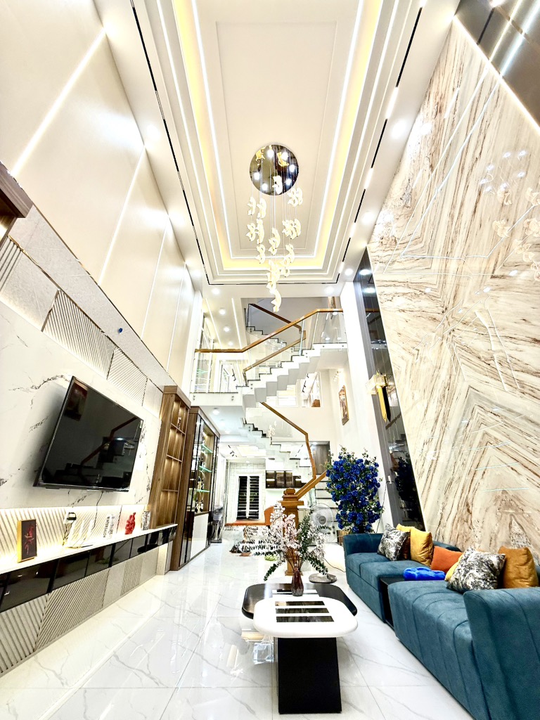 SIÊU PHẨM 2 MẶT TIỀN Ô TÔ TRÁNH – NHÀ MỚI ĐẸP FULL NỘI THẤT – GIÁ CHỈ 12.6 TỶ - Ảnh chính
