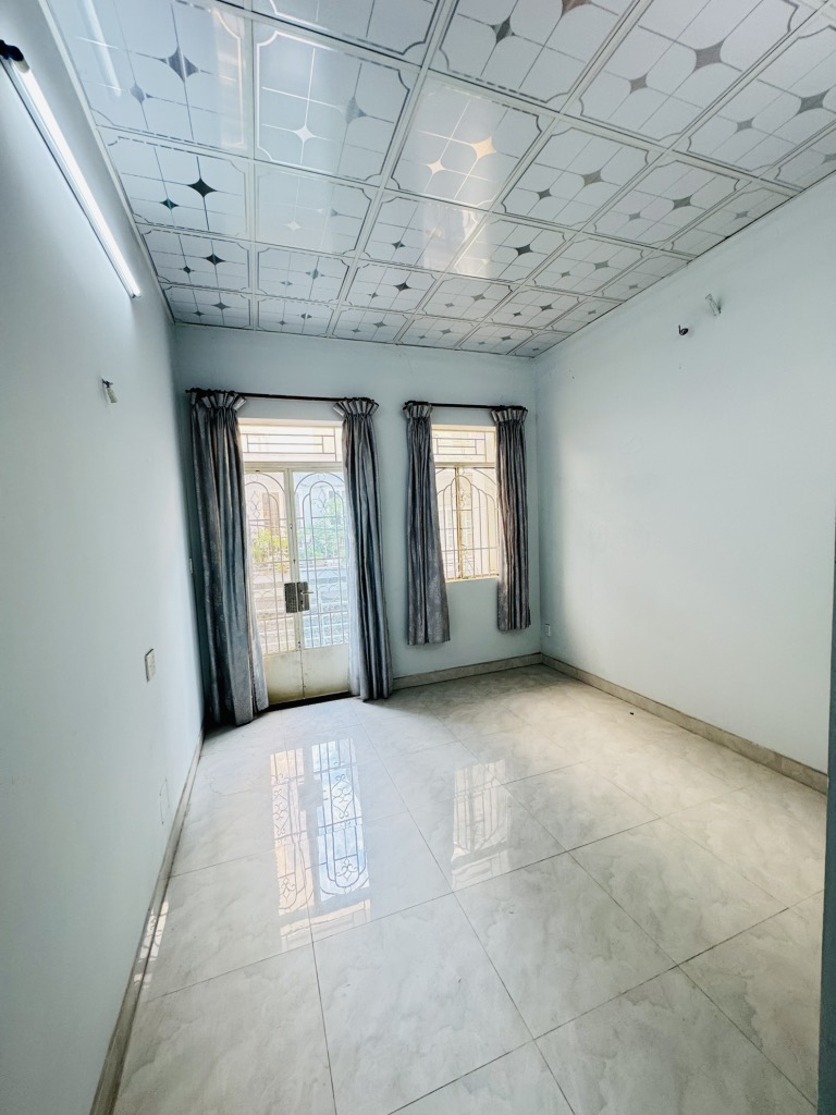 Bán nhà HXT 6m Chiến Lược, gần Tên Lửa, chợ Bình Trị Đông, 42m² - 2 tầng, chỉ hơn 4 tỷ - Ảnh 3