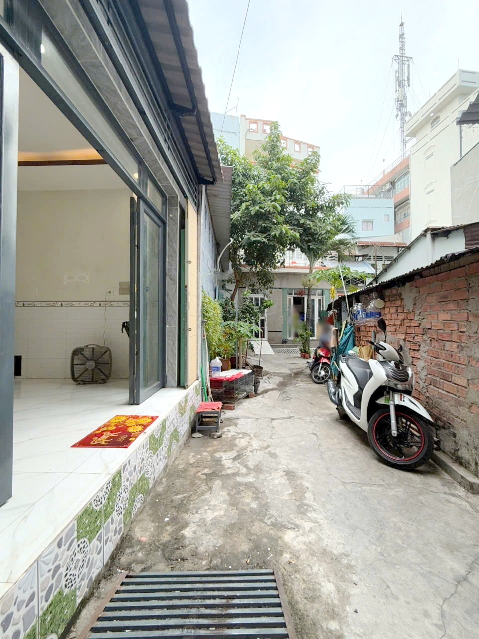 Nhà mới 2 tầng hẻm 775 Ba Đình P10Q8 (ko qui hoạch) - Ảnh 4