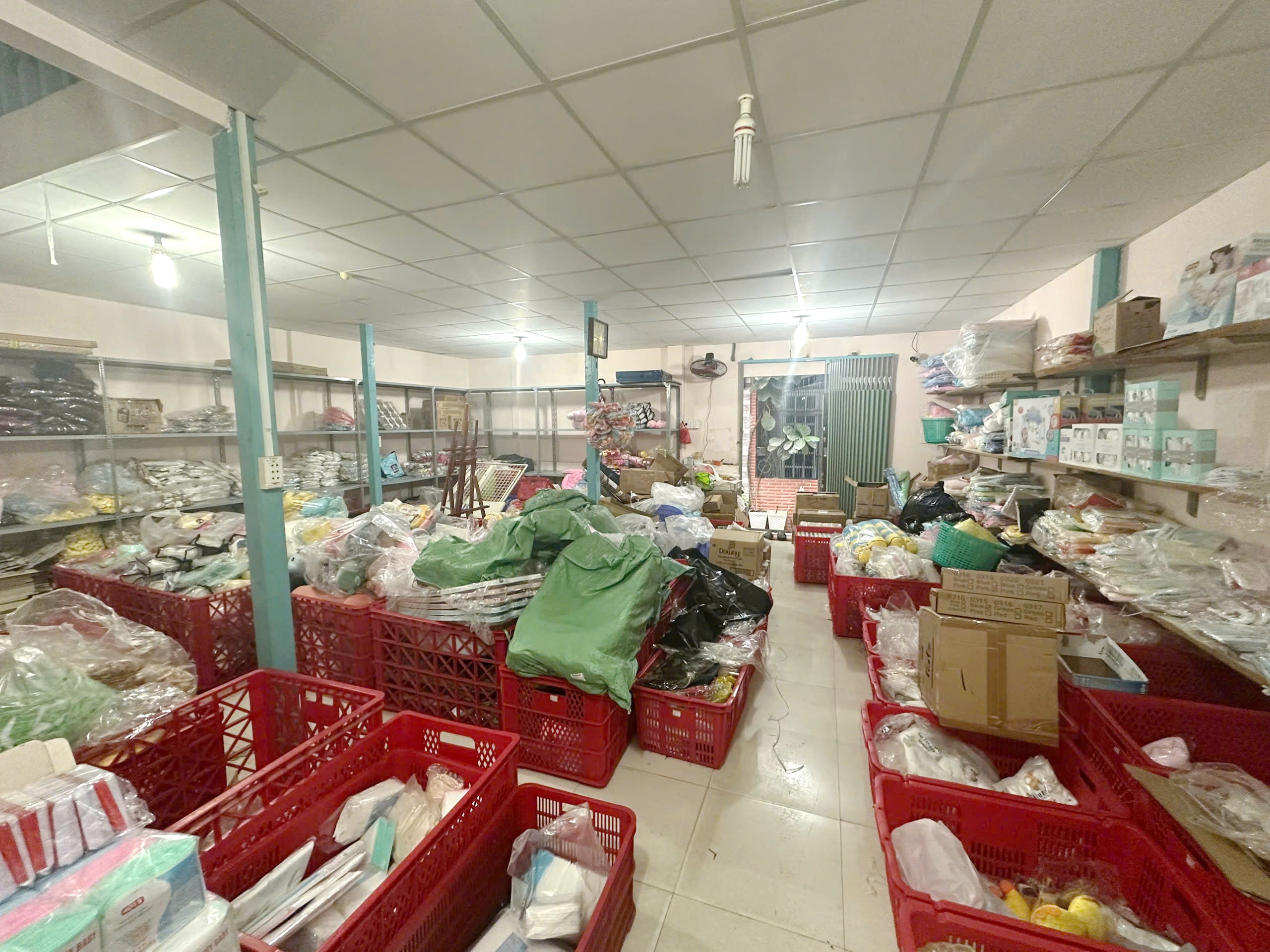 Nhà hẻm thẳng 64m2 Phạm Thế Hiển P6Q8 - Ảnh chính