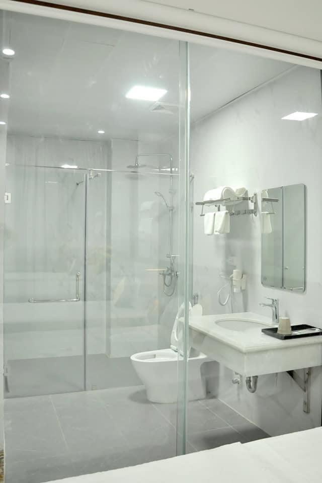 Bán khách sạn trung tâm du lịch Bãi Cháy, Hạ Long 14 phòng Superior và Deluxe, kinh doanh cực tốt - Ảnh 2