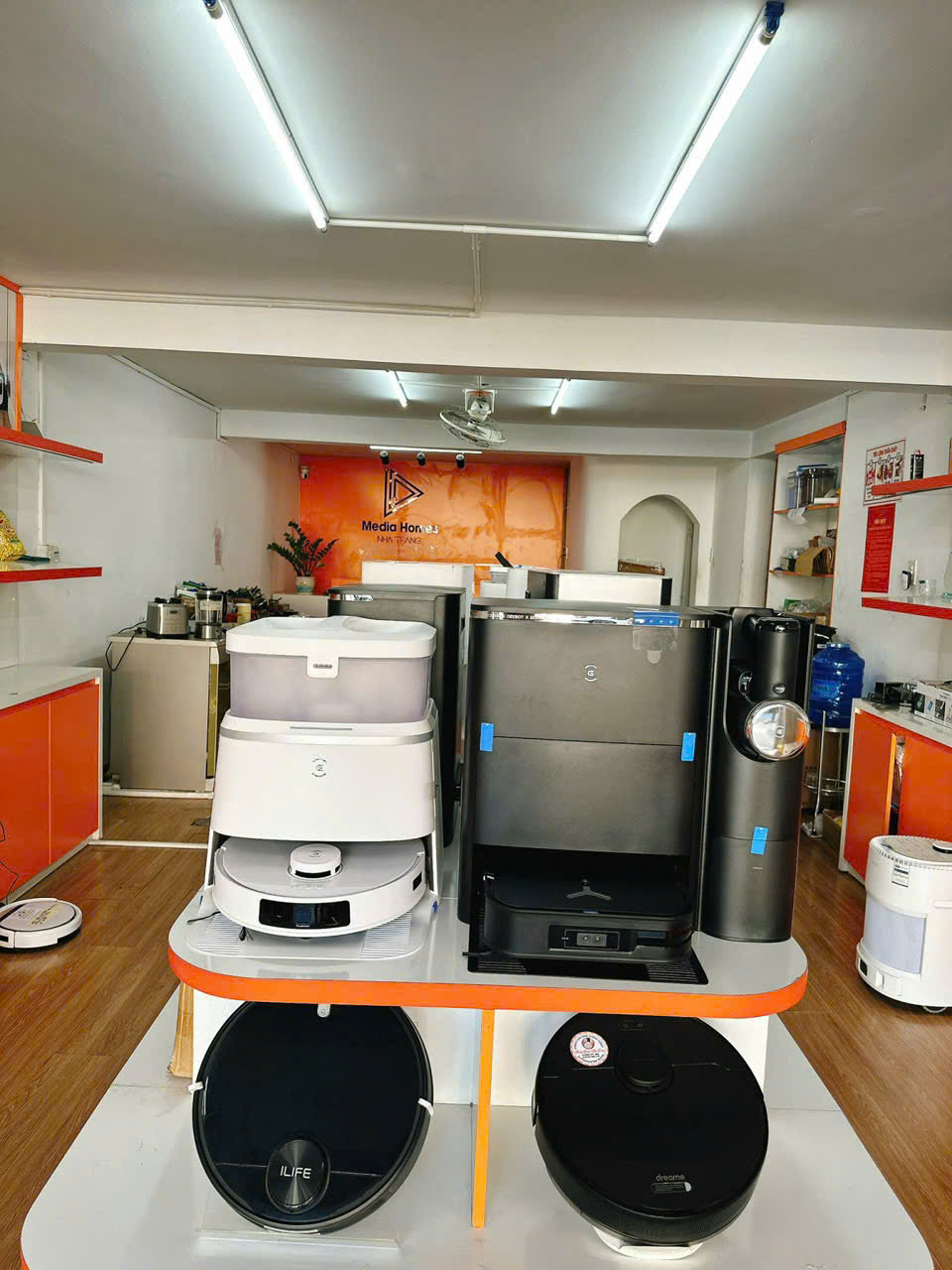 BÁN NHÀ MẶT TIỀN KINH DOANH TẠI THÁI NGUYÊN, NHA TRANG ĐANG CHO THUÊ TẠO DÒNG TIỀN HÀNG THÁNG - Ảnh 2