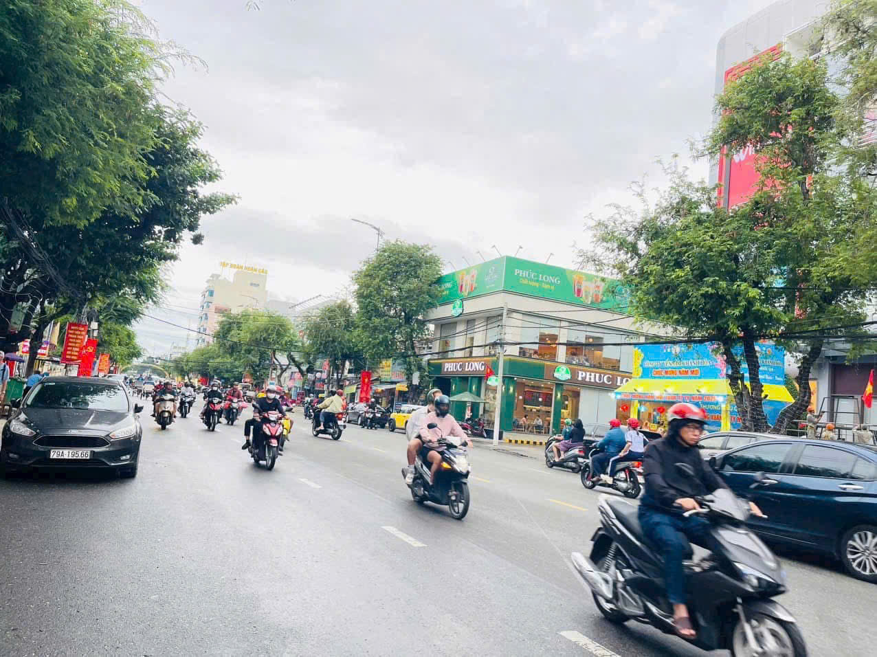 BÁN NHÀ MẶT TIỀN KINH DOANH TẠI THÁI NGUYÊN, NHA TRANG ĐANG CHO THUÊ TẠO DÒNG TIỀN HÀNG THÁNG - Ảnh chính