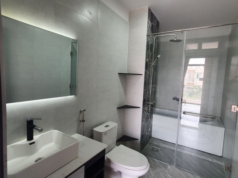 Bán nhà mặt phố Võ Văn Hát, Q.9, 60m², 4 tầng, 6.1 tỷ, sổ hồng - Ảnh 4