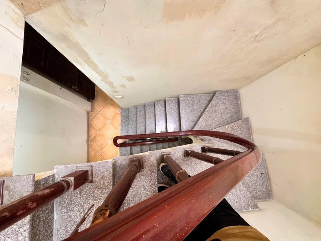 BÁN NHÀ XUÂN LA - TÂY HỒ - DT 40M2 - 5 TẦNG - GIÁ 6.3 TỶ - SỔ ĐỎ CHÍNH CHỦ - Ảnh 3