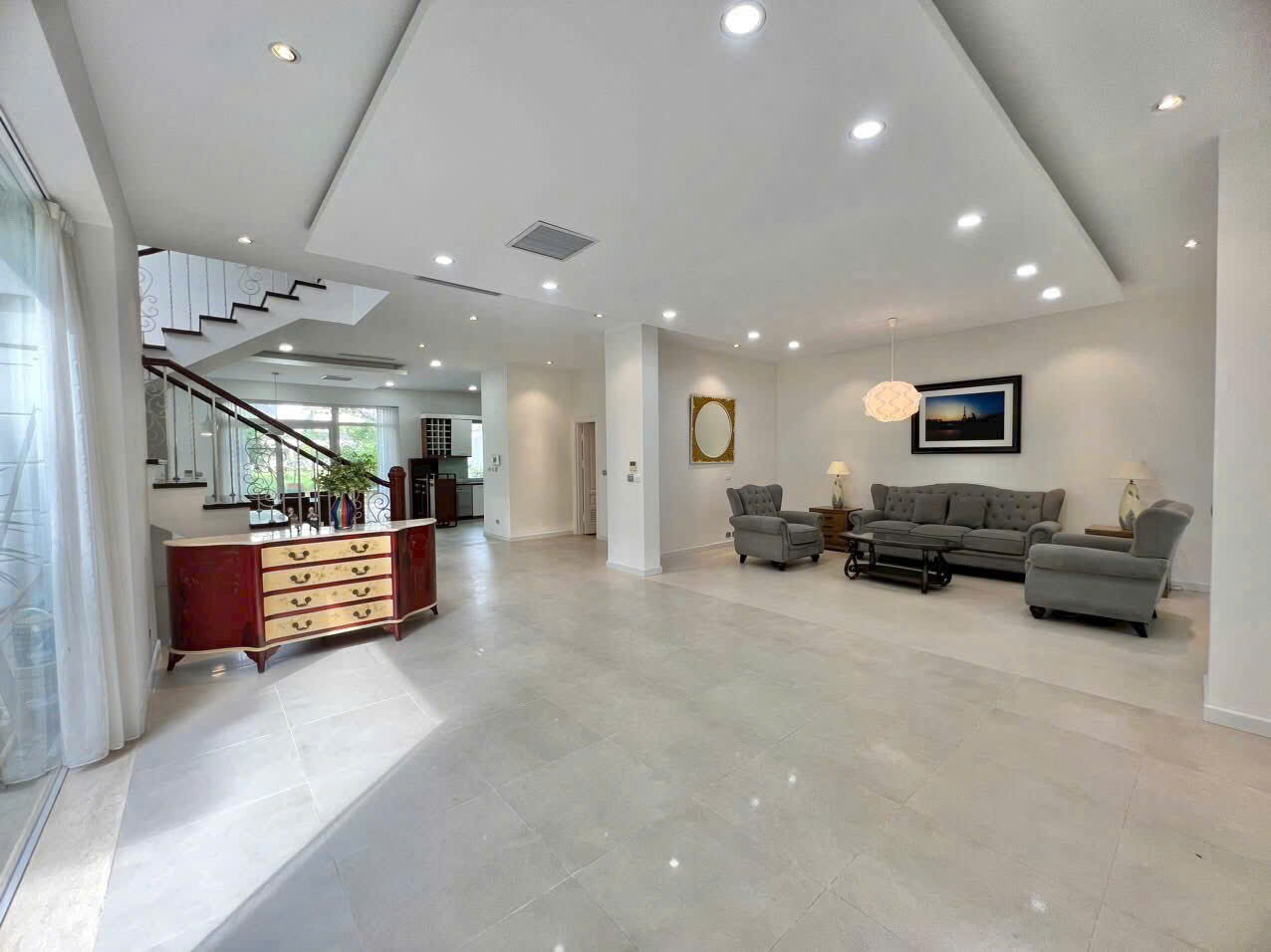 BÁN BIỆT THỰ CIPUTRA TÂY HỒ HÀ NỘI DT 324m2, xây 3 tầng, sân vườn rộng - Ảnh 3