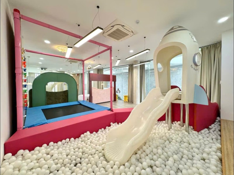 ♪ Villa MT Trường Thi gần Cổng Sân Bay, 184m2, 3 tầng KD, 19.x tỷ - Ảnh 3