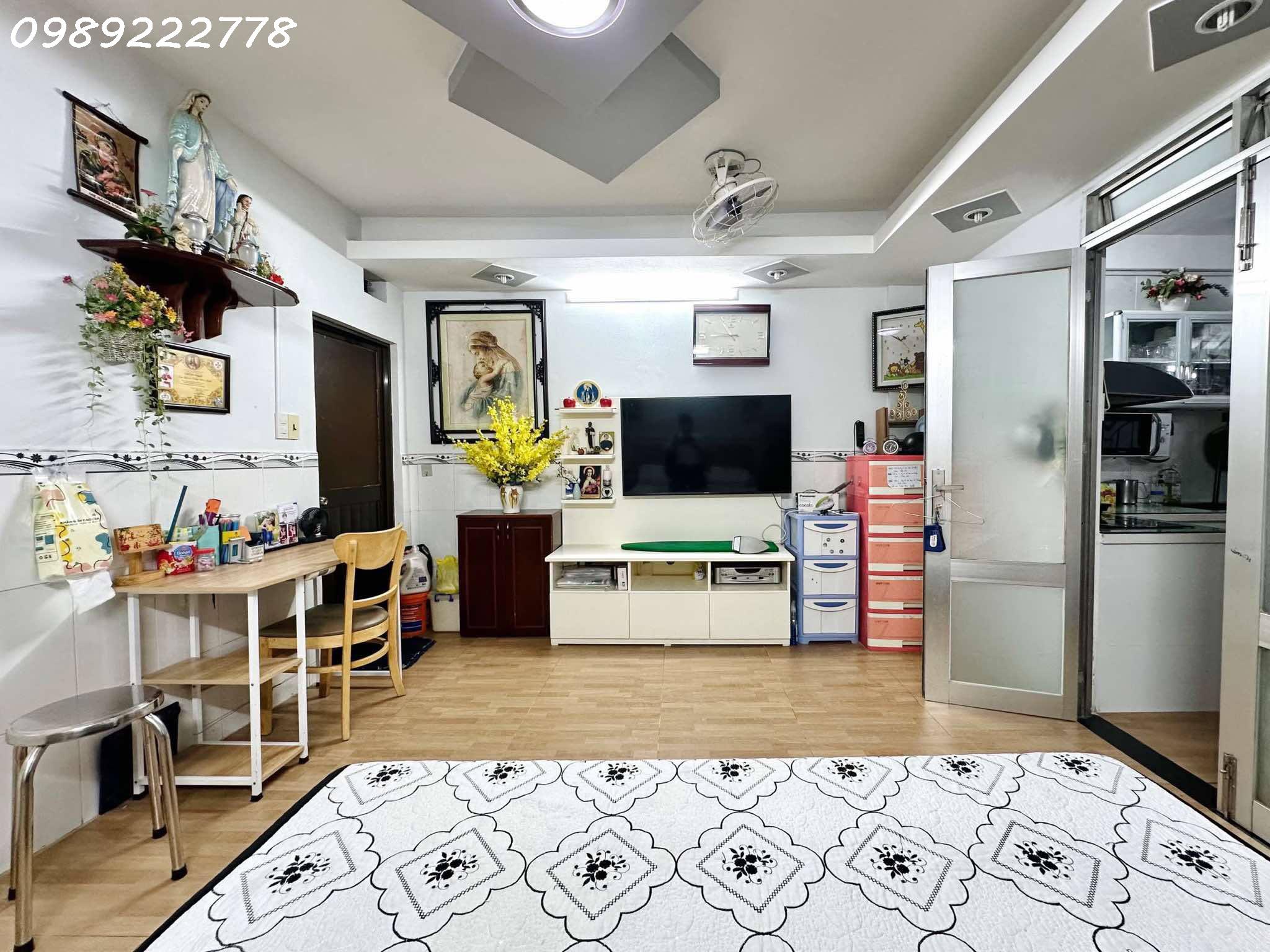 LÊ VĂN SỸ - HẺM TRẢI NHỰA 6M Ô TÔ QUAY ĐẦU -  74M2 ( 4.4x17.5 nở hậu 5m ) - 5 TẦNG - 8 CHDV MỚI  - - Ảnh 2