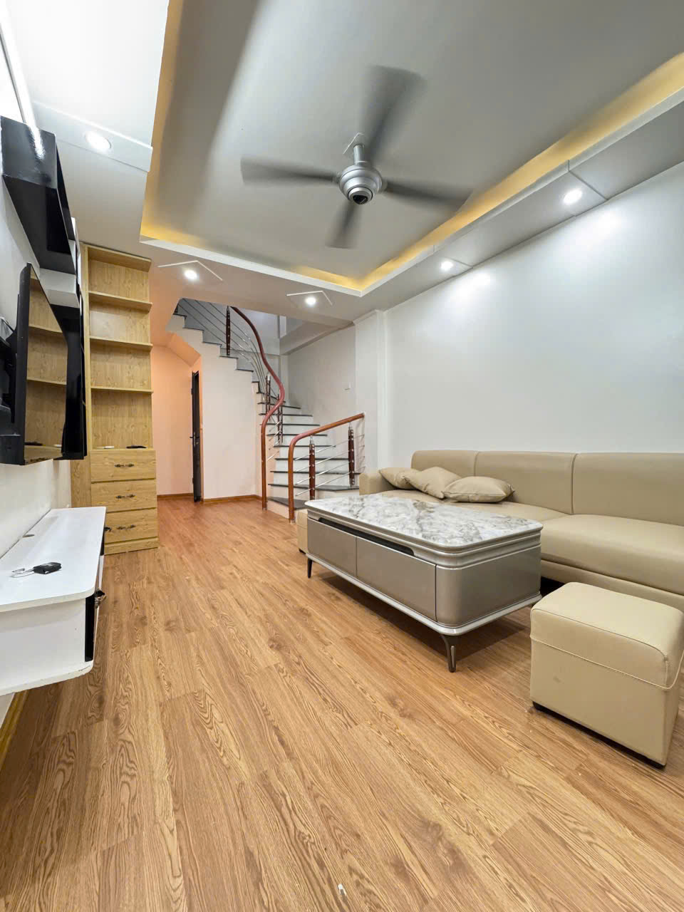 BÁN NHÀ HÀ TRÌ 1 – 4.5 TẦNG – 33M² – GIÁ 6.35 TỶ CÓ THƯƠNG LƯỢNG - Ảnh chính