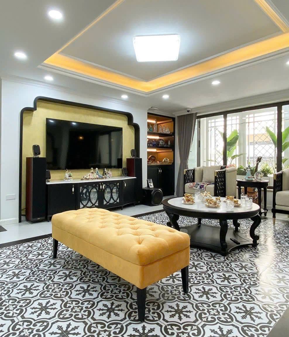 SIÊU PHẨM QUẬN TÂY HỒ- Ô tô tránh Phố Nghi Tàm (Yên Phụ) 97m/5Tầng/MT 9m 35 Tỷ - Ảnh 4