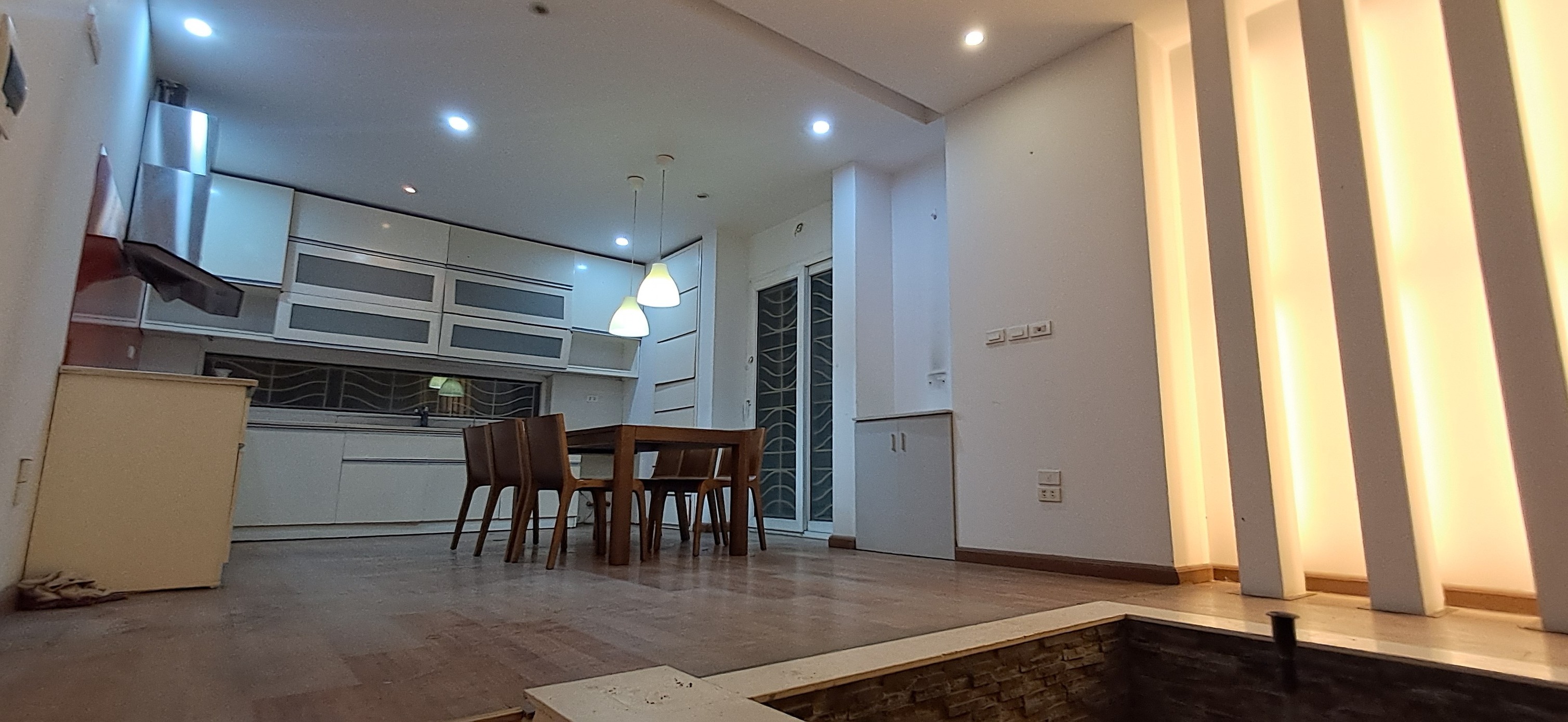 Cực Phẩm Ôtô đỗ-Phố Linh Lang (Liễu Giai, Kim Mã Thượng) 79m/ 5Tầng/MT 4.3m-33 Tỷ - Ảnh 1