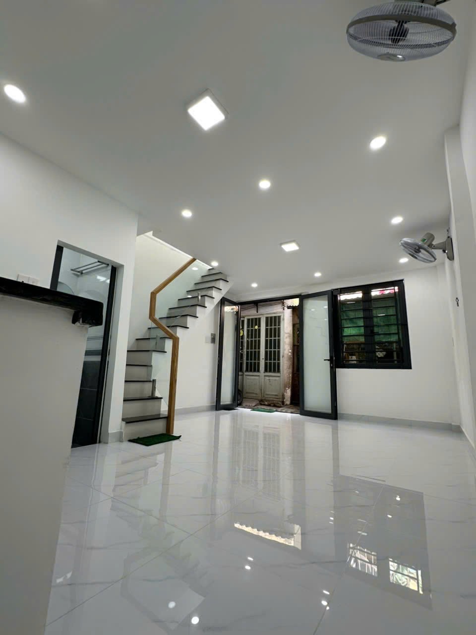 NHÀ SIÊU ĐẸP - GIÁ RẺ CẦN BÁN NHANH NHÀ Nguyễn Thái Sơn ,P5, Gò vấp - Ảnh 1