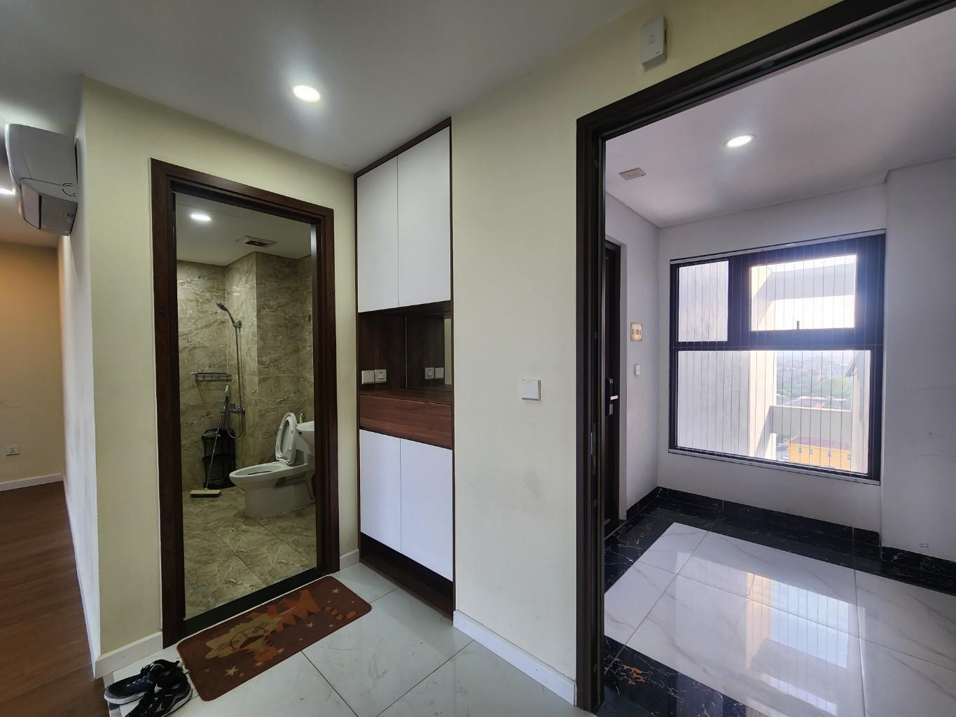 (Tin thật 100%) CH 82m2 x 2PN tại Green Park Trần Thủ Độ - Ban công hướng Đông - Nội thất 400 triệu - Ảnh 1