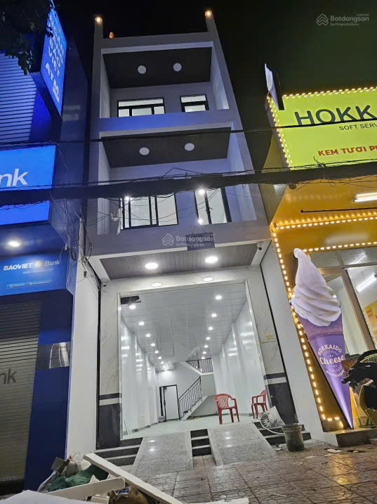 CHO THUÊ NHÀ 1 TRỆT 2LẦU MỚI 100%, 88M2 (DTSD=352M2)- MẶT TIỀN NGUYỄN VĂN CỪ, AN HÒA, NINH KIỀU - Ảnh chính