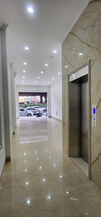 Bán Nhà Mặt Phố Nguyễn Xiển. Thanh Xuân. 8 Tầng Thang Máy. Ô Tô. Vỉa Hè. DT 70m2. Giá 37,8 Tỷ. - Ảnh 3