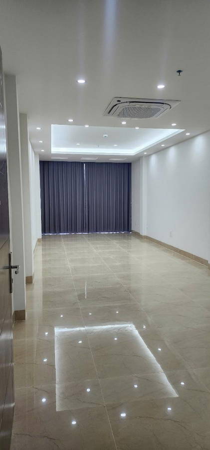 Bán Nhà Mặt Phố Nguyễn Xiển. Thanh Xuân. 8 Tầng Thang Máy. Ô Tô. Vỉa Hè. DT 70m2. Giá 37,8 Tỷ. - Ảnh chính