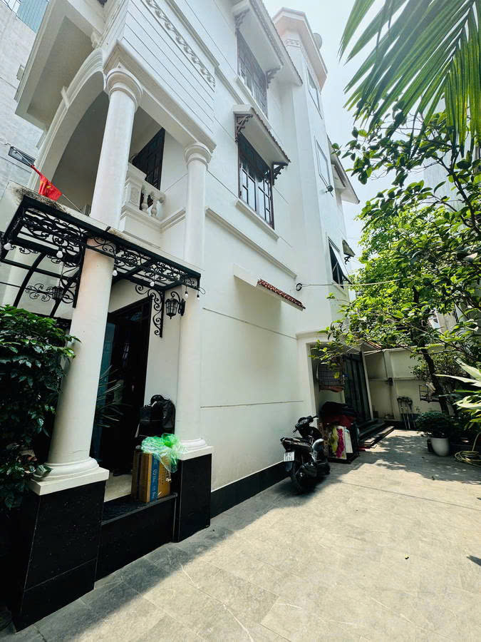 NHÀ MỚI Ô TÔ ĐỖ CỬA Phố Nguyễn Văn Cừ 52m2,X  5 tầng, mặt tiền  6m,11.8 tỷ Long Biên. - Ảnh chính