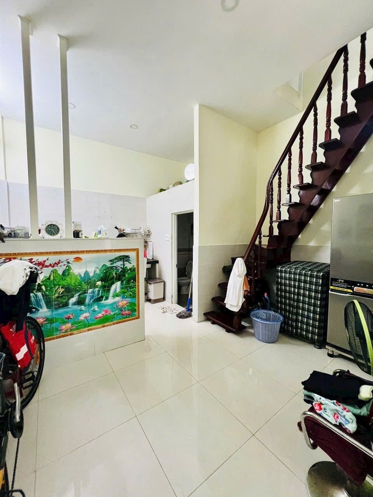 Bán nhà HXH Lê Thiệt, Hòa Thạnh, trung tâm Tân Phú, 36m² - 4.2x9 - 2 tầng, chỉ hơn 4 tỷ - Ảnh 2