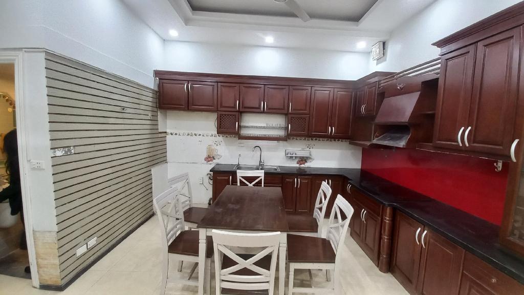 Bán nhà Đống Đa 65 m 5 Tầng 6 ngủ đủ công năng pháp lý chuẩn giá nhỉnh 20 Tỷ - Ảnh chính
