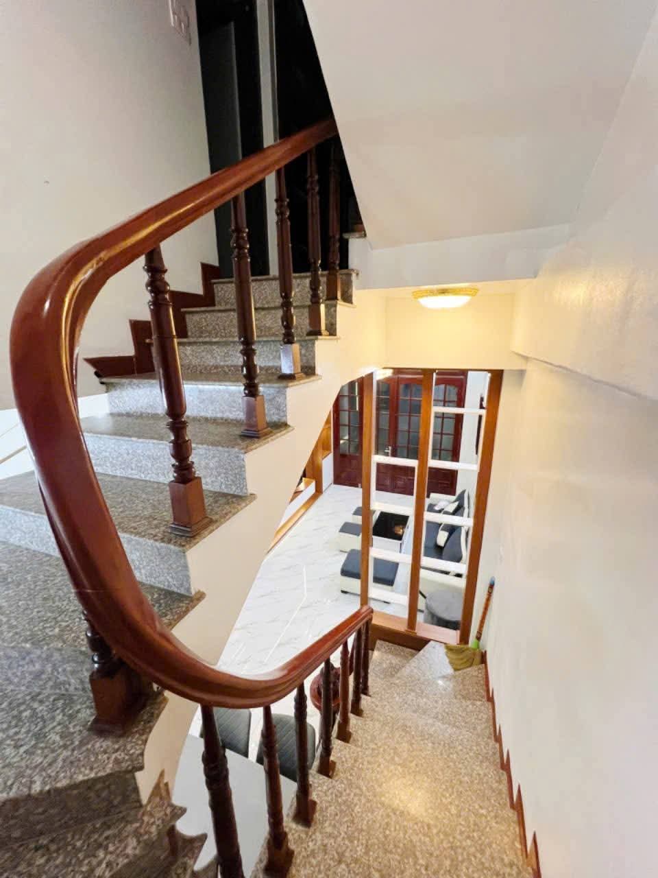 CẦN BÁN NHÀ THỤY KHUÊ - TÂY HỒ - HN - Ảnh 1