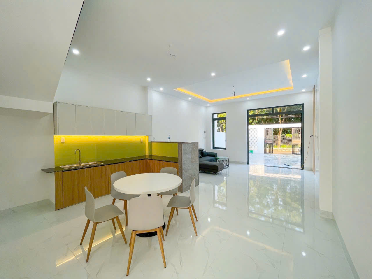 NHÀ LẦU P. TÂN TRIỀU - TP BIÊN HOÀ, SHR, FULL THỔ NGAY TRUNG TÂM HÀNH CHÍNH - Ảnh 3