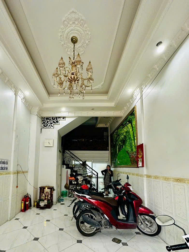 CHÍNH CHỦ BÁN Nhà 5 tầng MT chợ 5 Lô Nguyễn Thị Tần P2 Q8 - Ảnh 1