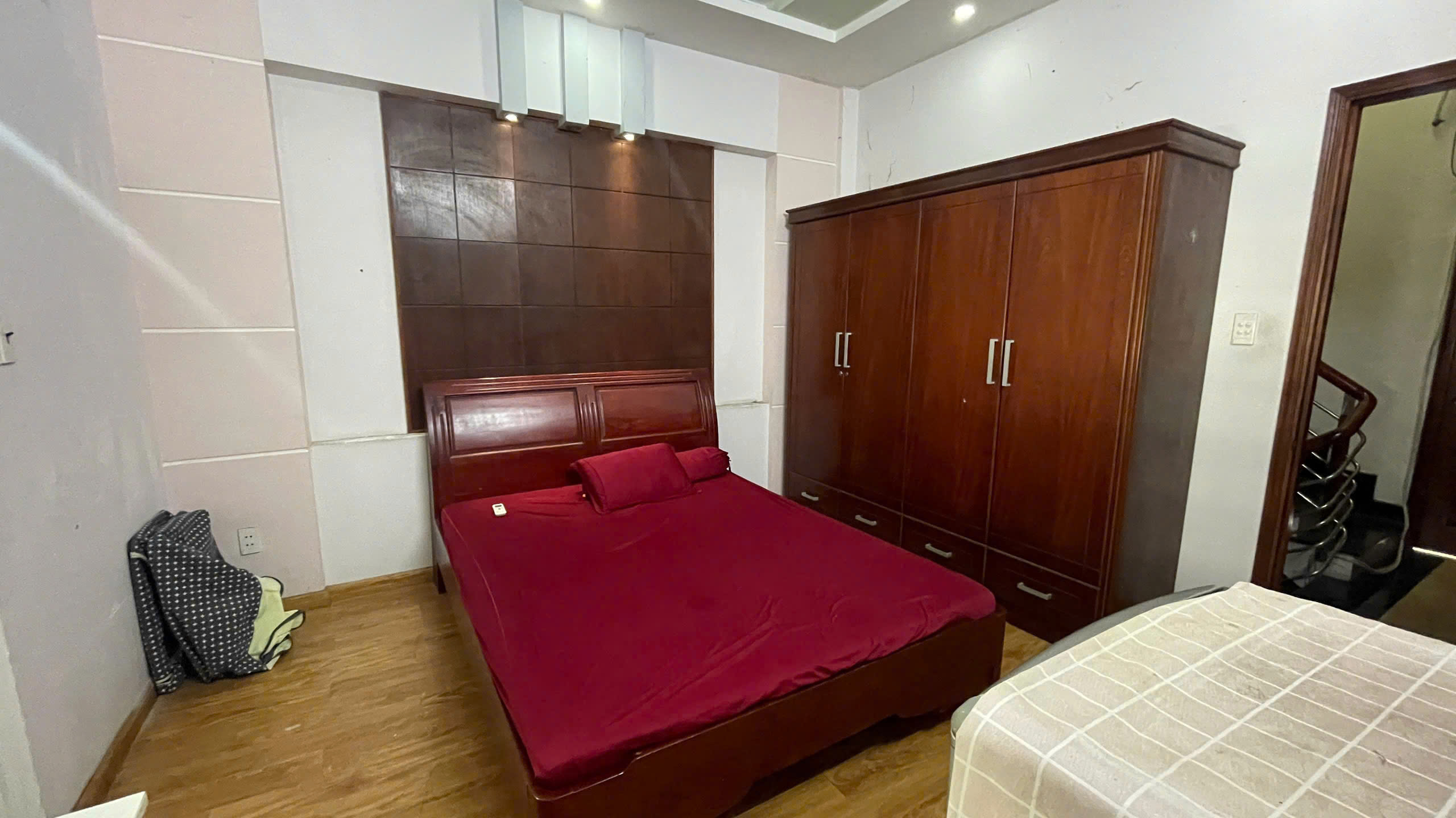 MÌNH CẦN SANG NHƯỢNG NHÀ NGUYÊN CĂN KINH DOANH PHÒNG TRỌ ĐƯỜNG NGUYỄN VĂN KHỐI - TP HỒ CHÍ MINH - Ảnh 1
