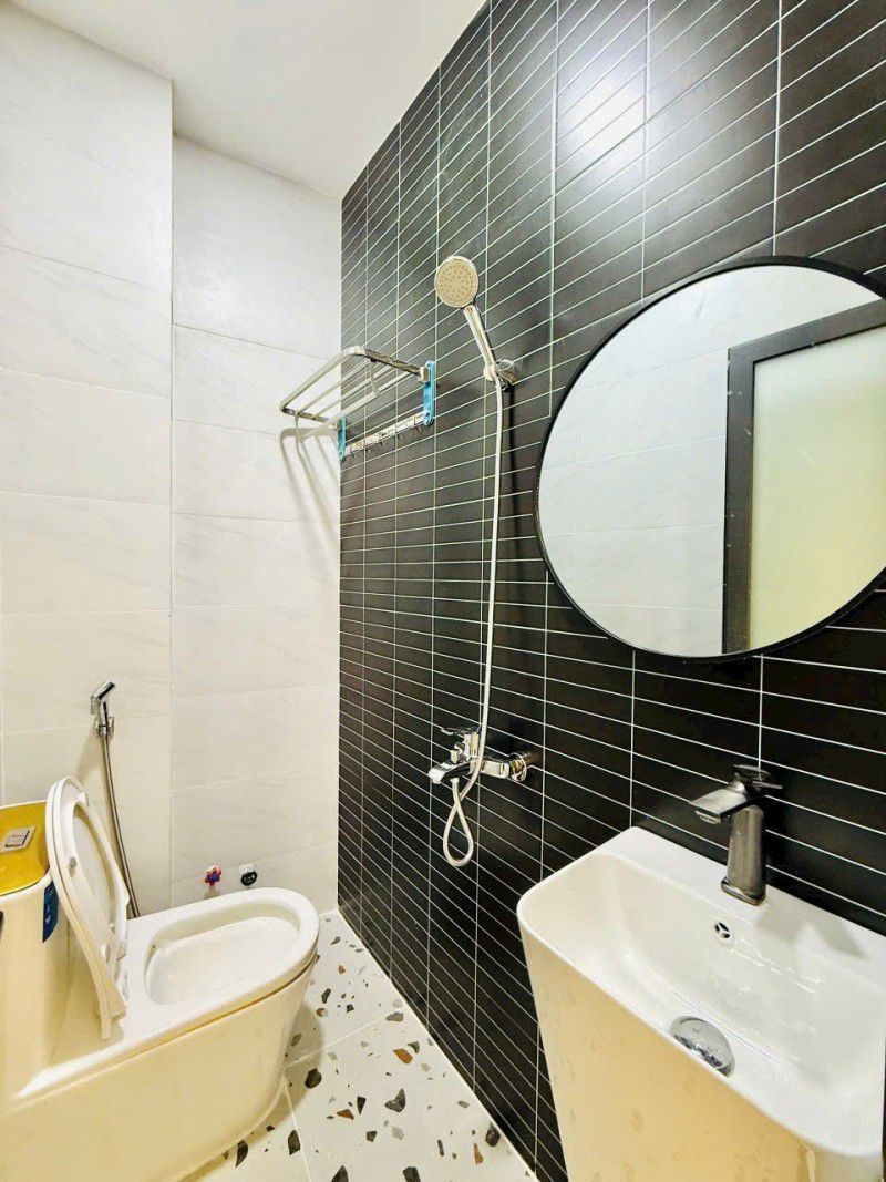 MINI HOUSE SAU CĂN MẶT TIỀN HẺM XE TẢI QUANG TRUNG - GẦN NHÀ THỜ HẠNH THÔNG TÂY - 3 TẦNG - GIÁ CHỈ - Ảnh 3
