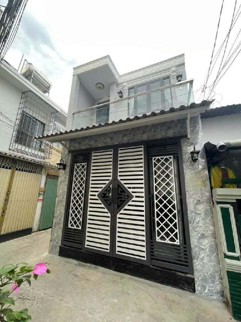CỰC HIẾM! NHÀ LÂM VĂN BỀN, QUẬN 7- NGANG KHỦNG 8,45M - DT 110M2- CHỈ NHỈNH 6 TỶ - Ảnh chính