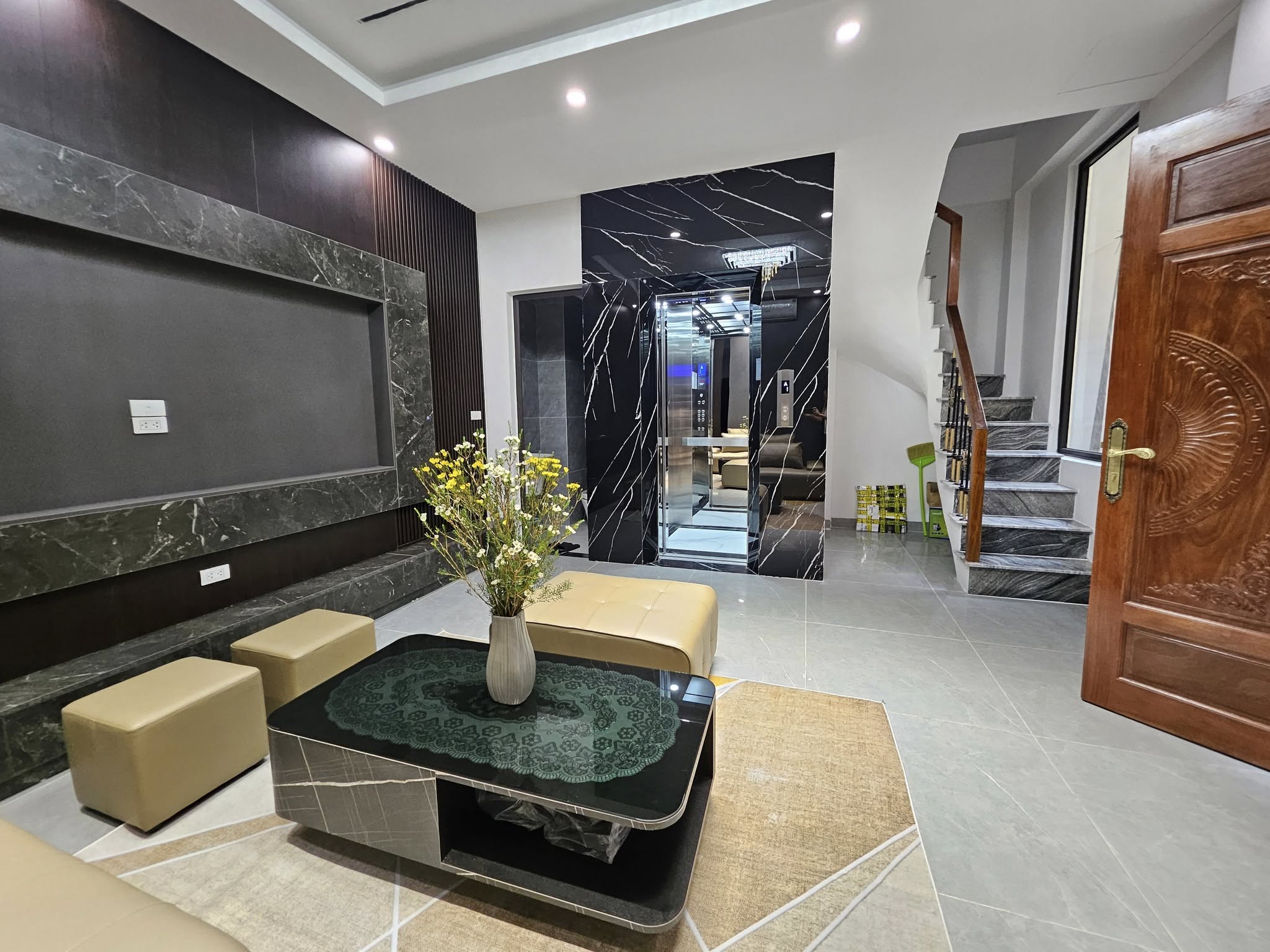 THANG MÁY, NGÕ THOÁNG RỘNG , BA GÁC ĐỖ CỬA , KHƯƠNG ĐÌNH THANH XUÂN , 38M2 6TẦNG MT4.5M , 8.9 TỶ . - Ảnh 2
