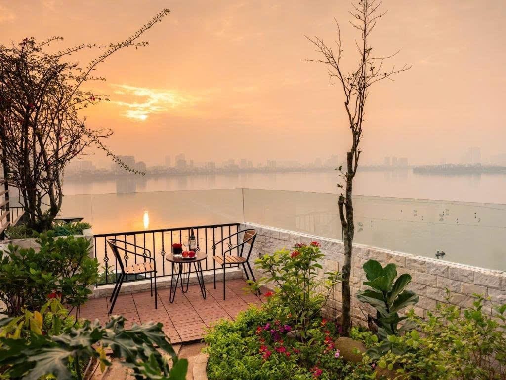 Bán Nhà Mặt Phố Trích Sài , Quận Tây Hồ , 65m2, 5 Tầng , Gía Chỉ 58 Tỷ - Ảnh 2