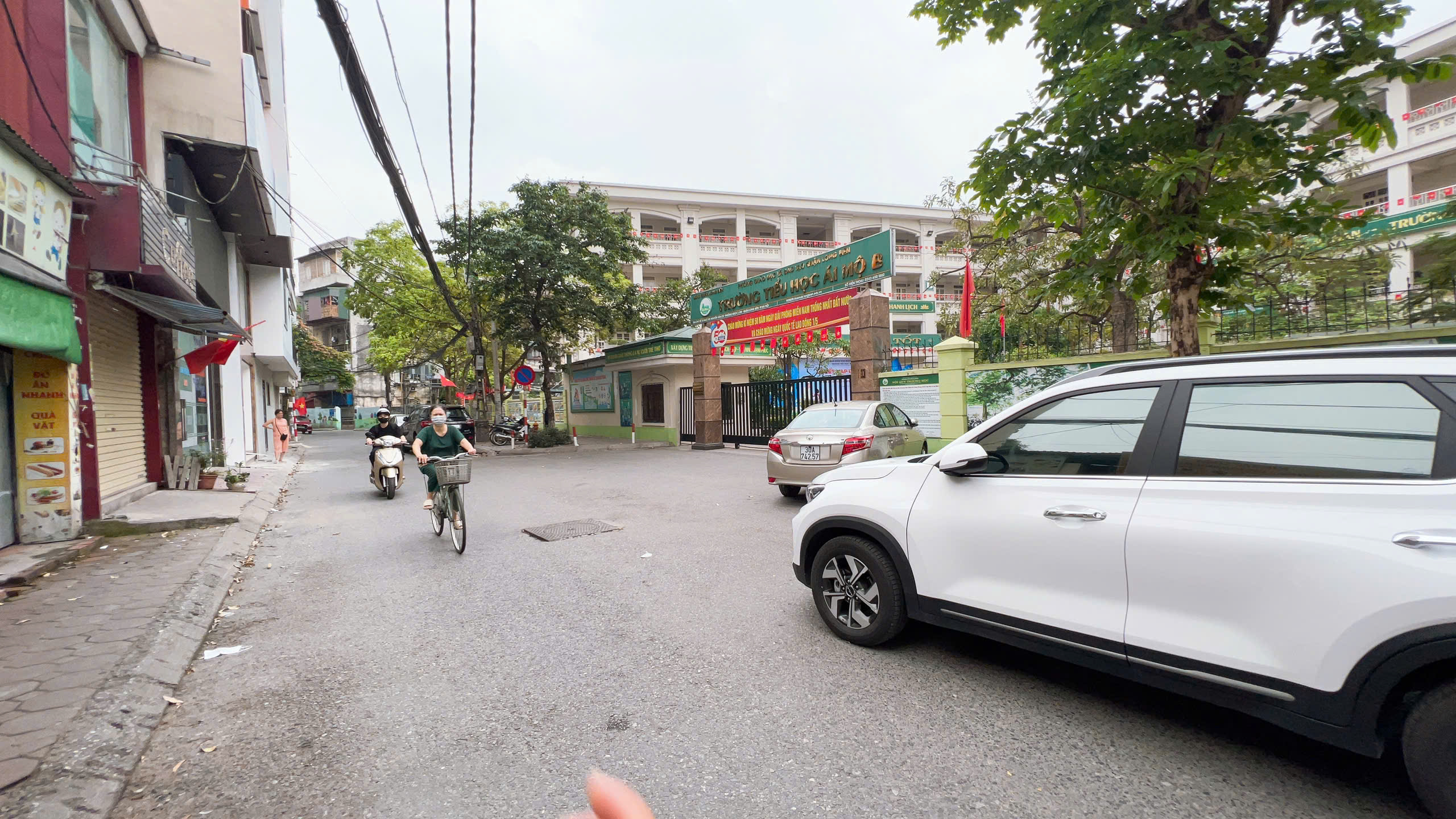 NHỈNH 6 TỶ, SÓT LẠI MẢNH ĐẤT VÀNG PHỐ NGỌC LÂM 45M, 2 MẶT NGÕ, SÁT PHỐ, AN SINH TUYỆT VỜI - Ảnh 1