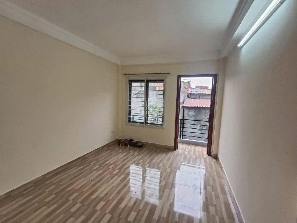 NGUYỄN VĂN TRỖI - 20M RA ÔTÔ DT 40m2 4 tầng mặt tiền 3.4m Giá 8 tỷ - Ảnh 2