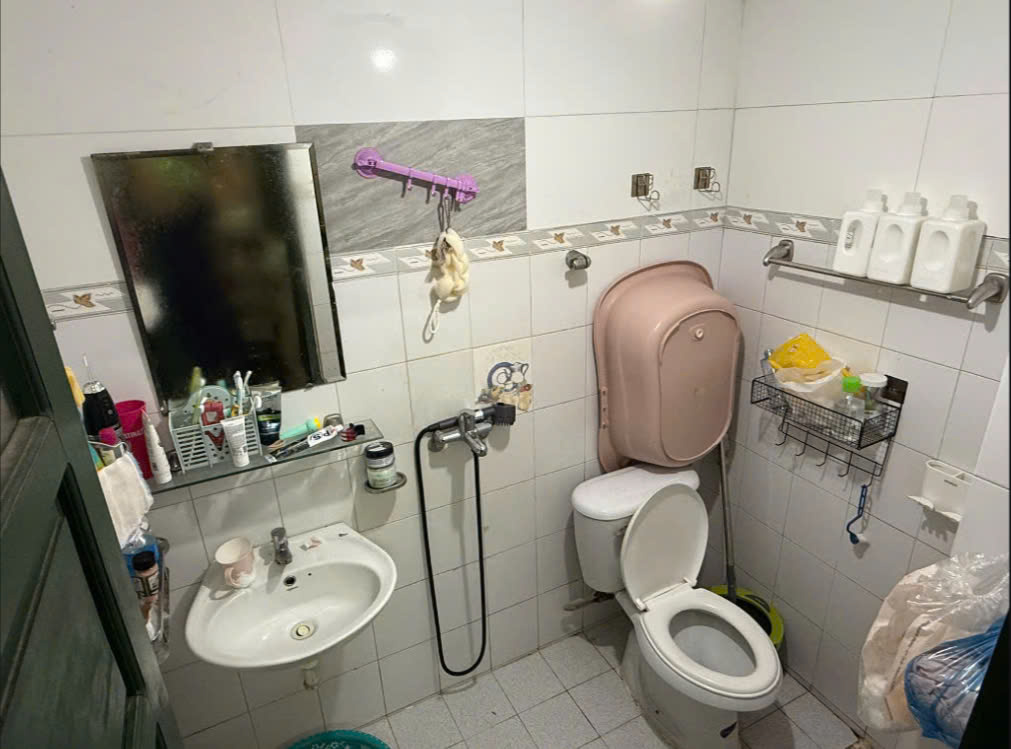 CẦN CHO THUÊ CĂN HỘ TẬP THỂ B3 TẠI NGÕ 118 NGUYỄN KHÁNH TOÀN - QUAN HOA - CẦU GIẤY - HÀ NỘI - Ảnh 4