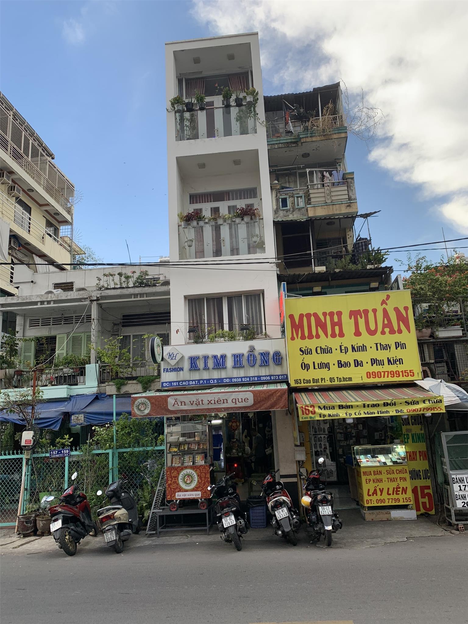 @ NHỈNH 10Tỷ- MẶT TIỀN TT Quận 5-39m2 4Tầng Ngay Nguyễn Biểu-Cao Đạt khu Sầm uất KD Đỉnh. - Ảnh 1