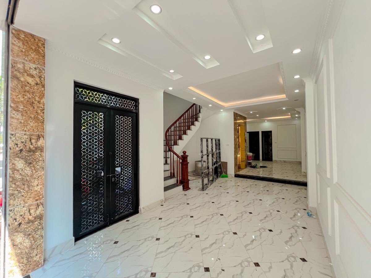 BÁN NHÀ HOÀNG LIỆT – Ô TÔ VÀO NHÀ – VIEW HỒ – THANG MÁY – 50M²  - 12.5 TỶ - Ảnh 4