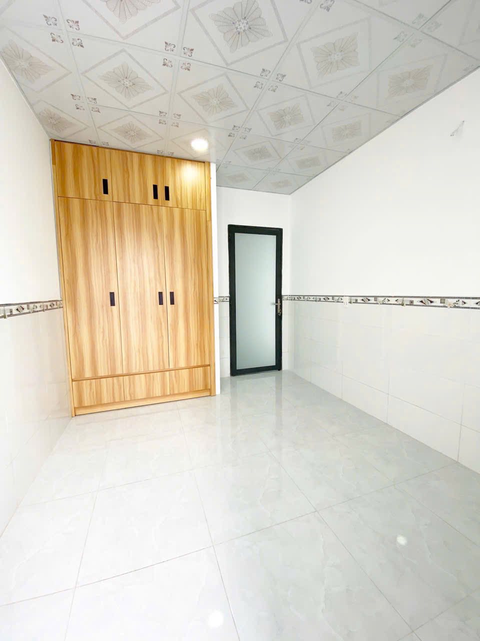 NHÀ ĐẸP, CẠNH CHỢ VƯỜN LÀI APD Q12, ĐẠI HỌC TẤT THÀNH, HẺM XE HƠI - Ảnh 3