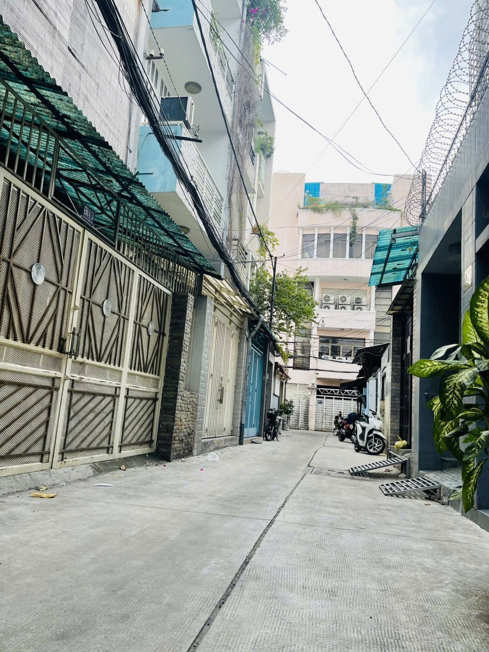 Bán nhà cấp 4 quận 10, 146 m2, 6x23m, hẻm xe hơi, 19.9 tỷ - Ảnh chính