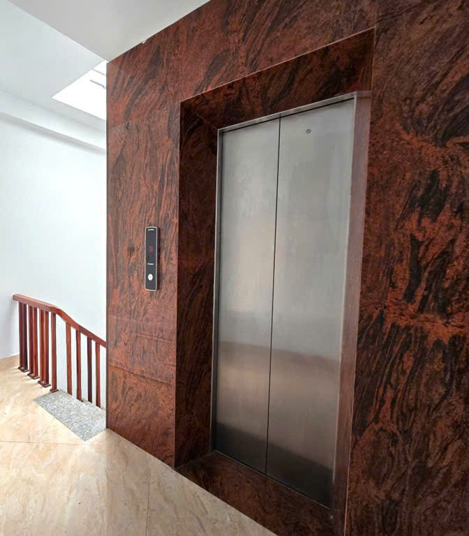 NHÀ MỚI PHỐ ĐỘI CẤN – 6 TẦNG THANG MÁY XỊN SÒ – CỰC GẦN PHỐ – 37m2, 9.9 tỷ - Ảnh chính