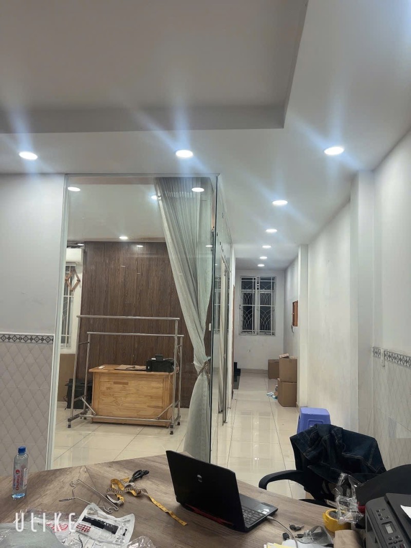 Bán nhà 1 Trệt 2 Lầu Trung Tâm Dĩ An 104m2,đường xe hơi,gần trường Câp 3 Dĩ An - Ảnh 2